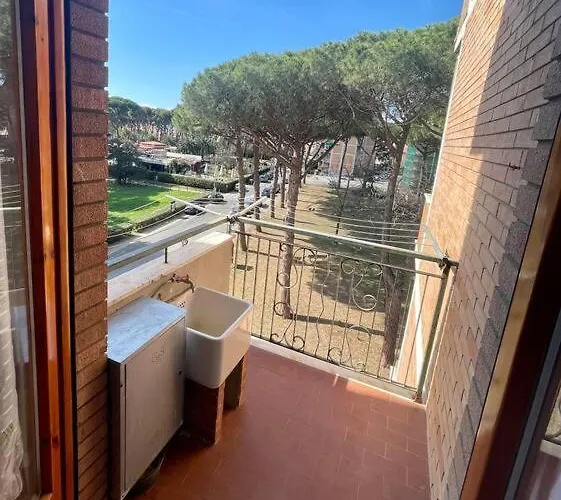 Delizioso Vista Mare E Pineta